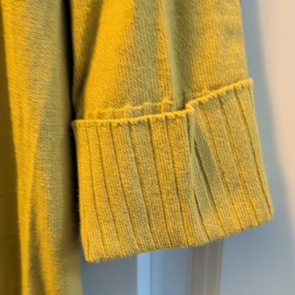 Brand New Dressbarn Green Women's Cardigan - Picture 3 of 6